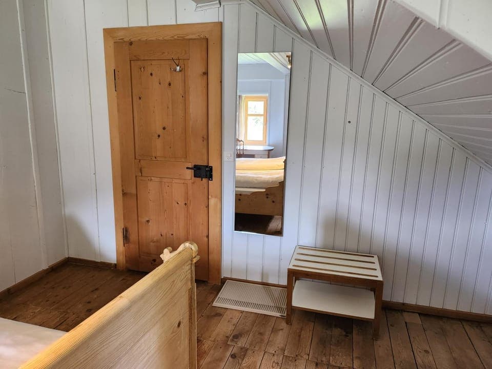Gasthaus Crestasee Inn in Canton of Grisons