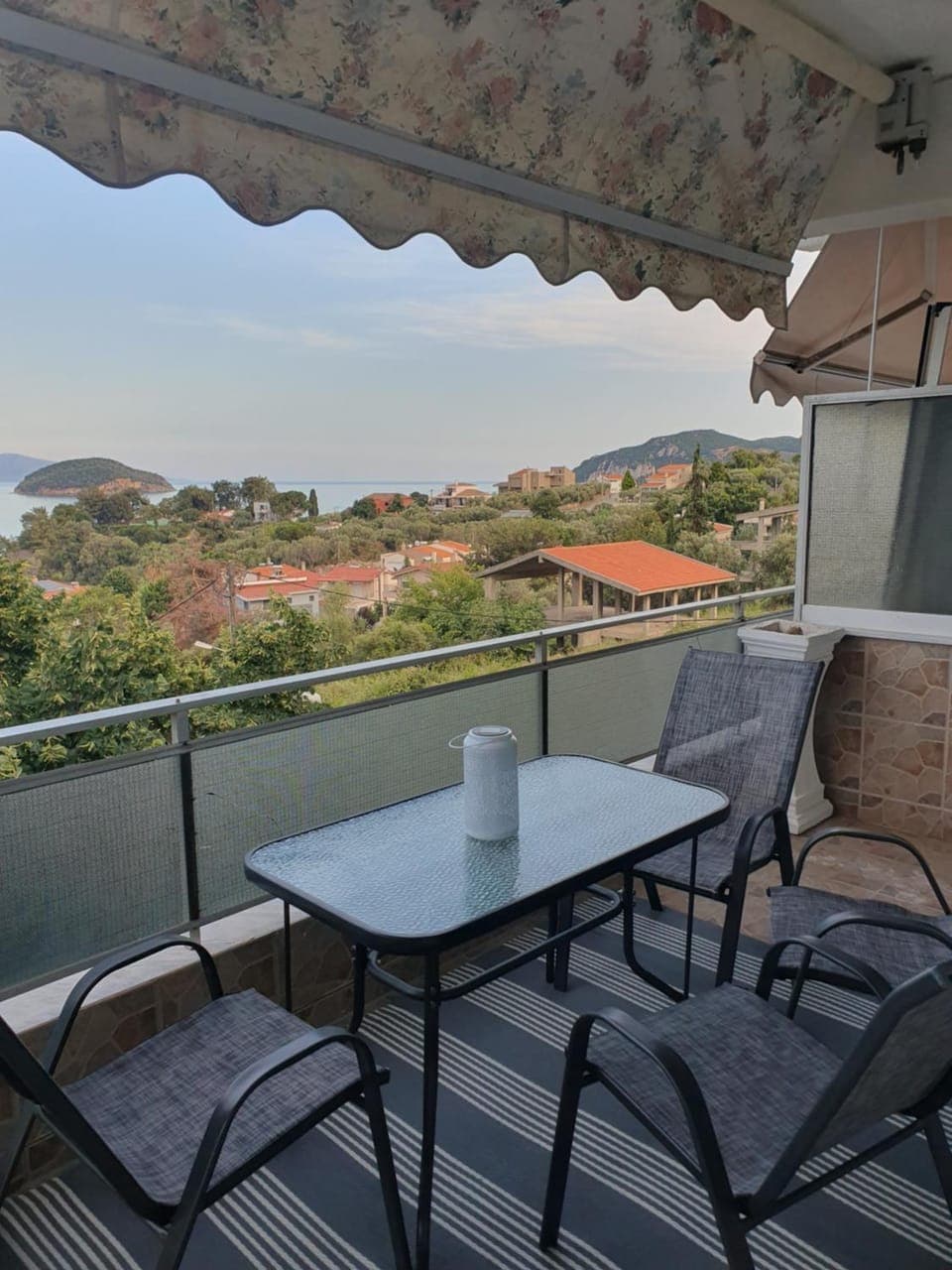 Patio, Day, Natural landscape, View (from property/room), Balcony/Terrace, Seating area, Mountain view, Sea view