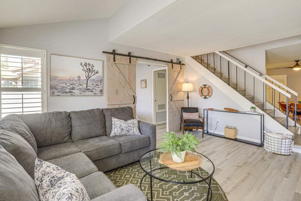 Pool Access & Mtn Views: Palm Springs Retreat! House in Cathedral City