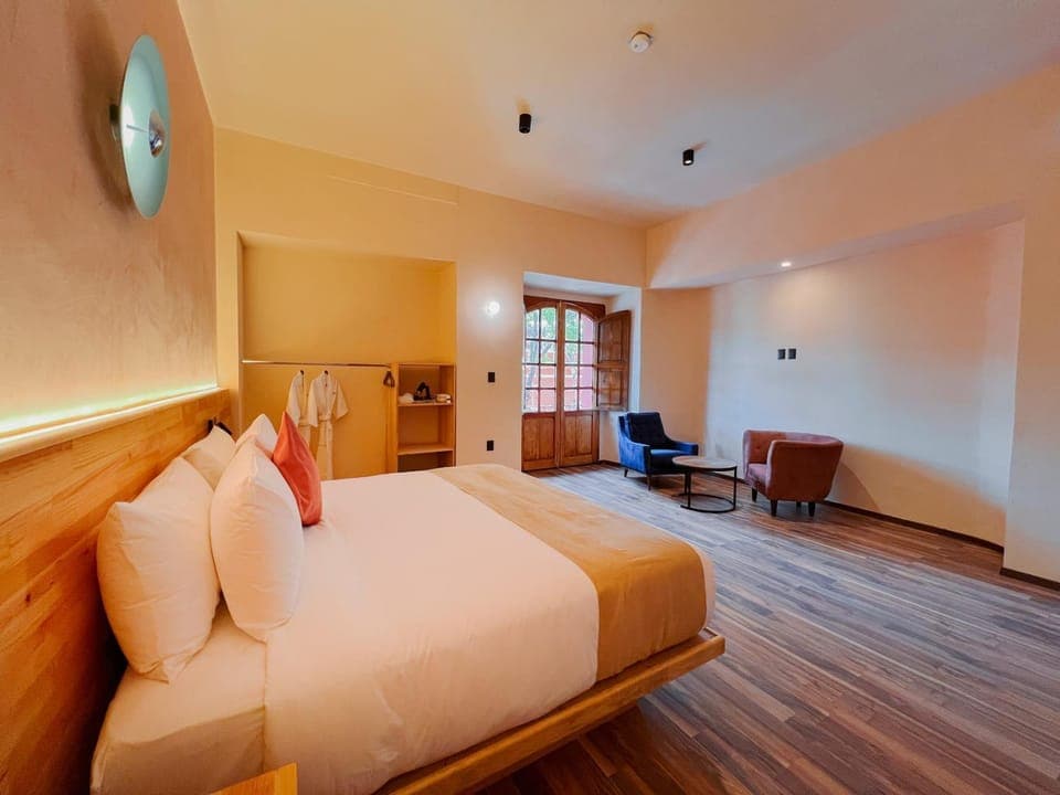 Photo of the whole room