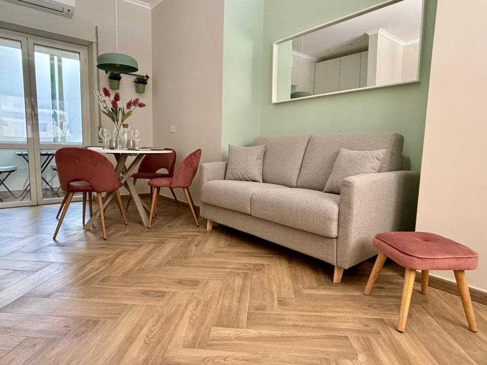 Living room, Seating area, Dining area