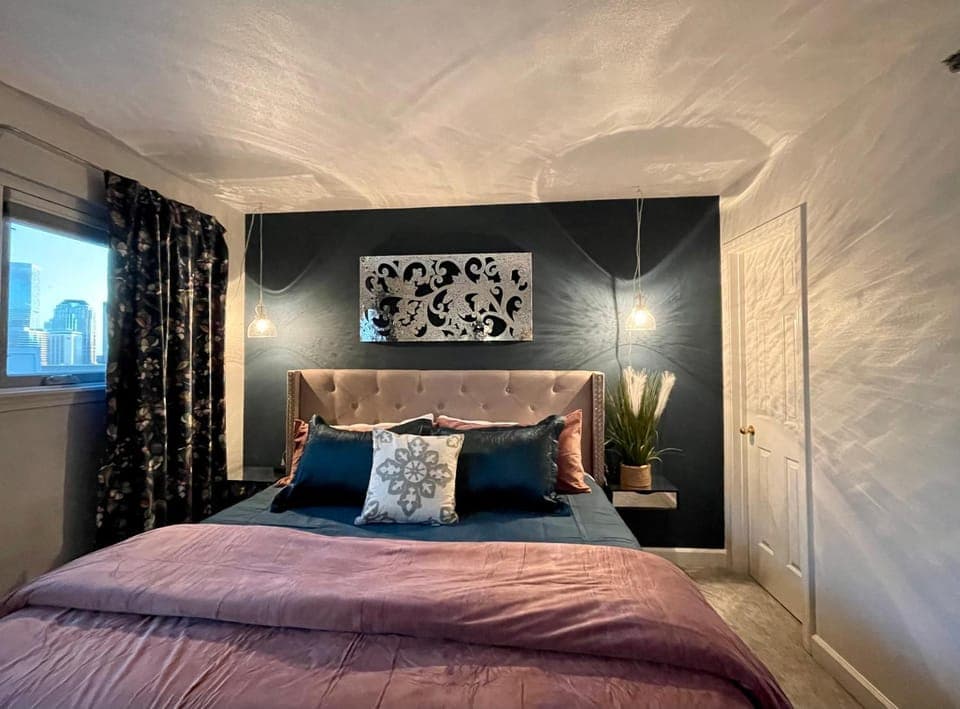 Bed, View (from property/room), Photo of the whole room, Bedroom