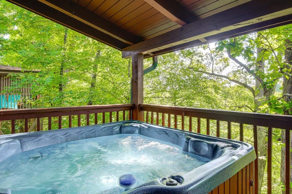 Sevierville Cabin w/ Hot Tub & Deck! Cabin in Sevierville