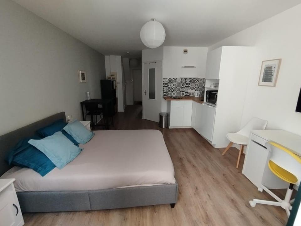 Photo of the whole room