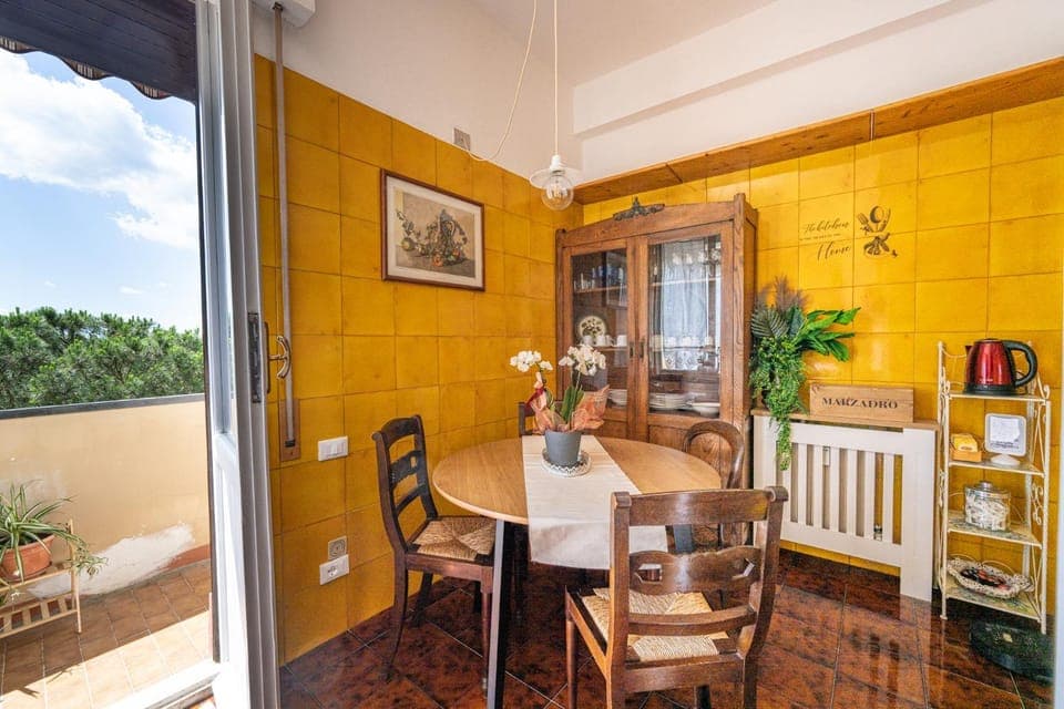 Balcony/Terrace, Kitchen or kitchenette, Dining area