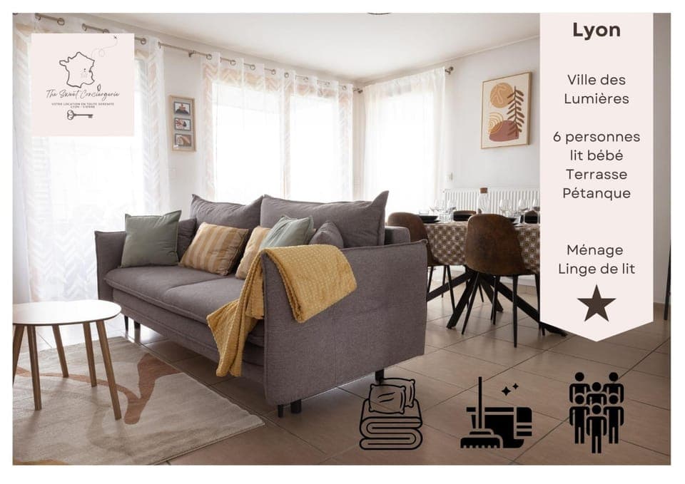 TV and multimedia, Living room, Seating area, Dining area, kitchen