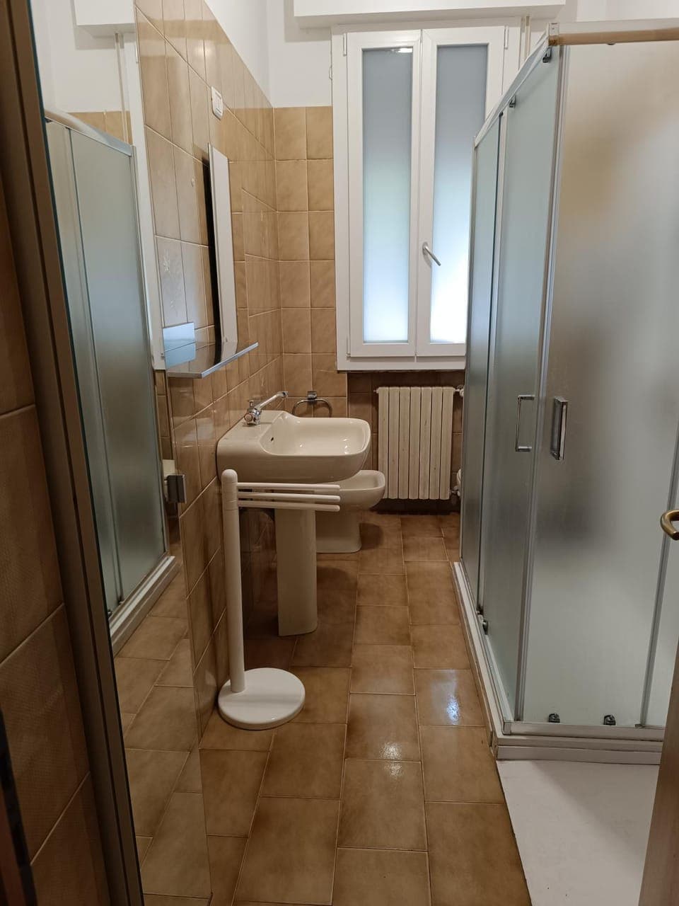 Shower, Toilet, Bathroom, bidet