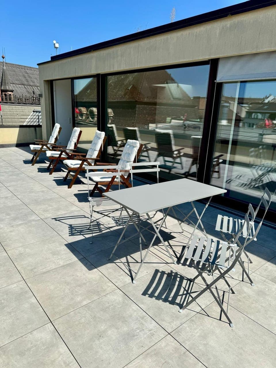 Balcony/Terrace, sunbed