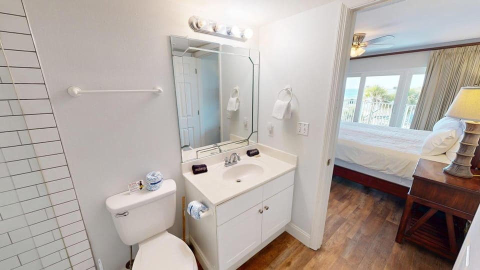 SeaCrest 301AB- by Holiday Isle Properties Apartment in Okaloosa Island