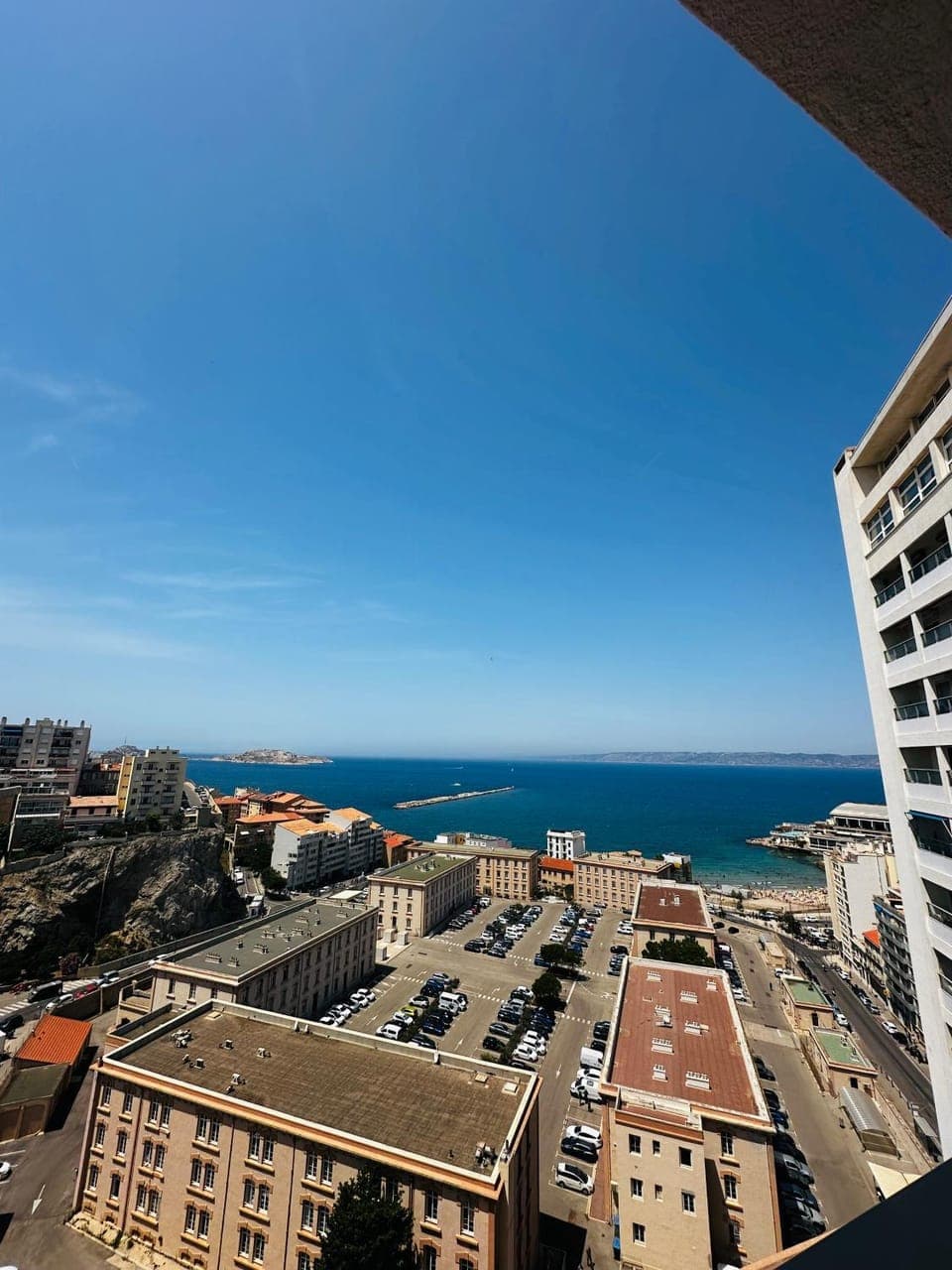 Property building, Day, Natural landscape, City view, Sea view