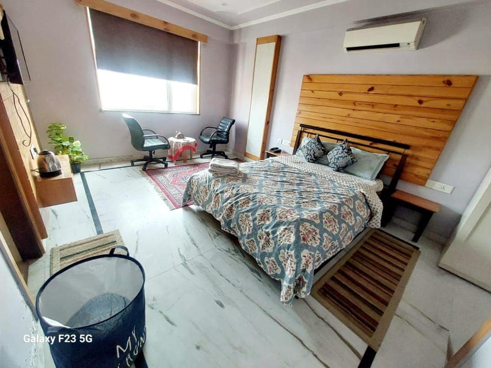 Living room, Bedroom