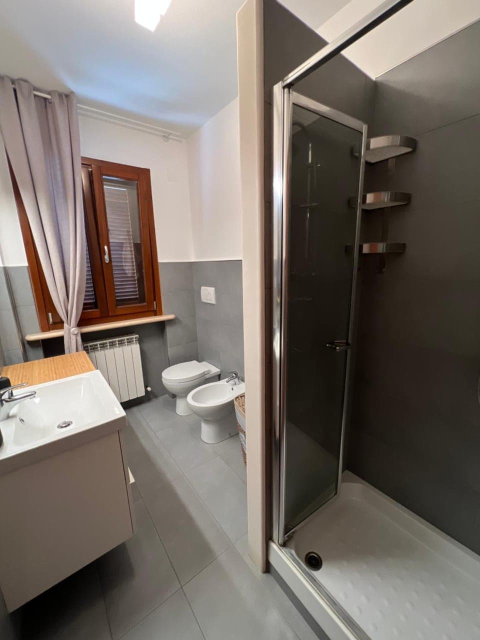 Shower, Toilet, Bathroom