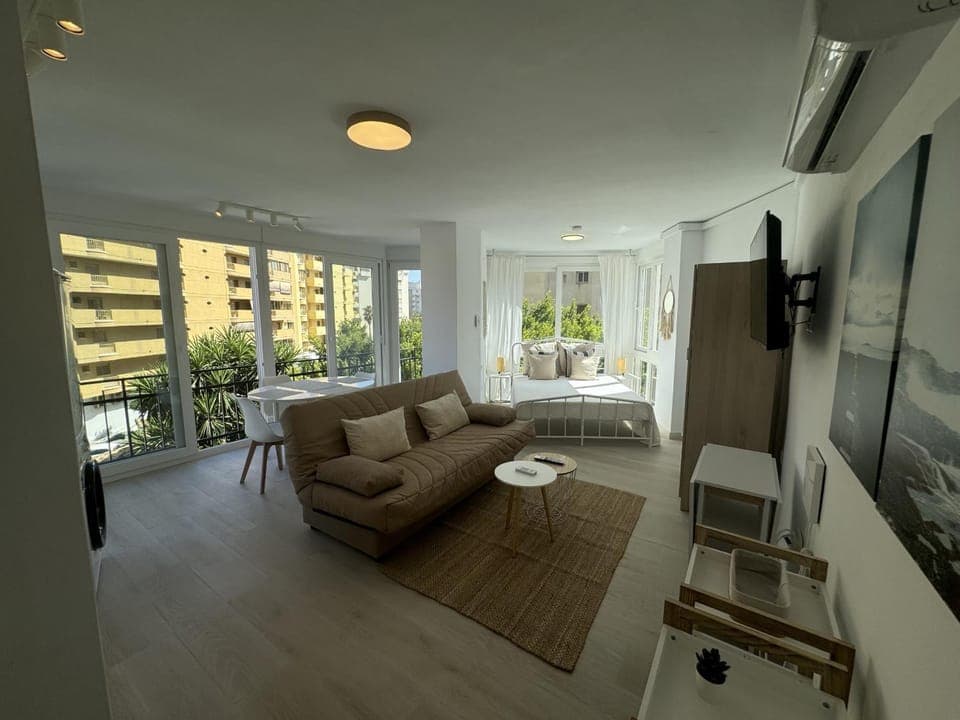 Communal lounge/ TV room, Living room