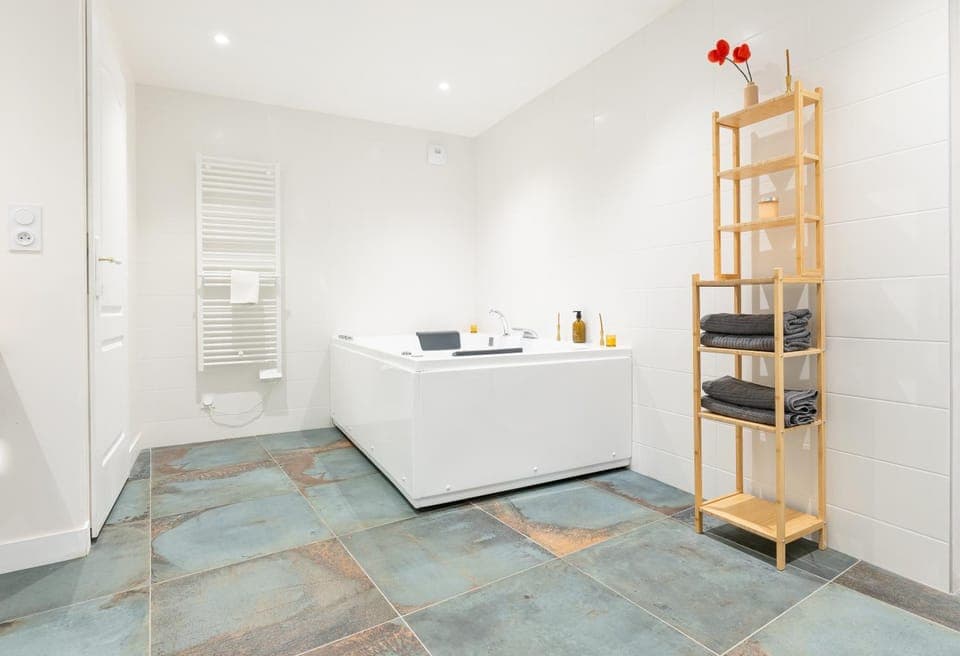 Spa and wellness centre/facilities, Bath, towels