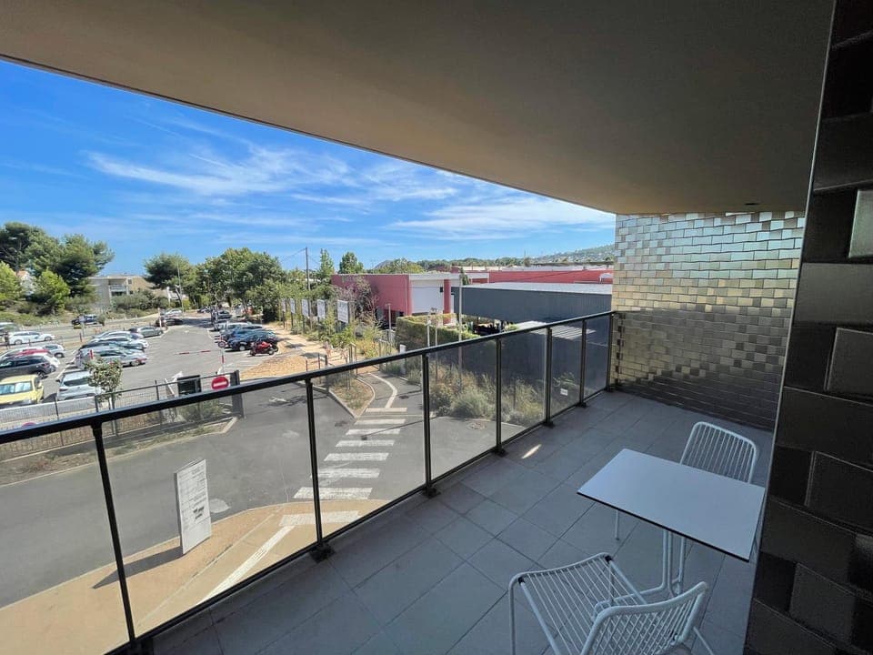 View (from property/room), Balcony/Terrace, Parking