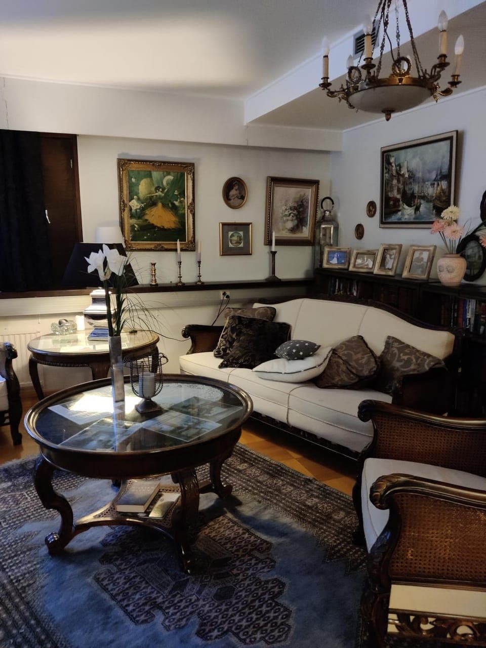 Seating area