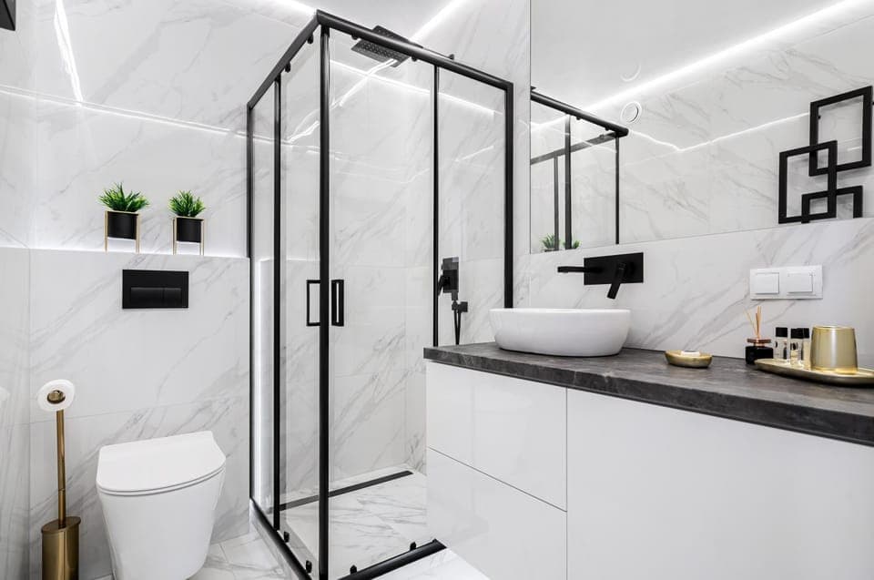 Shower, Toilet, Bathroom