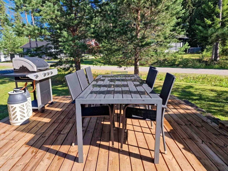 Patio, Dining area
