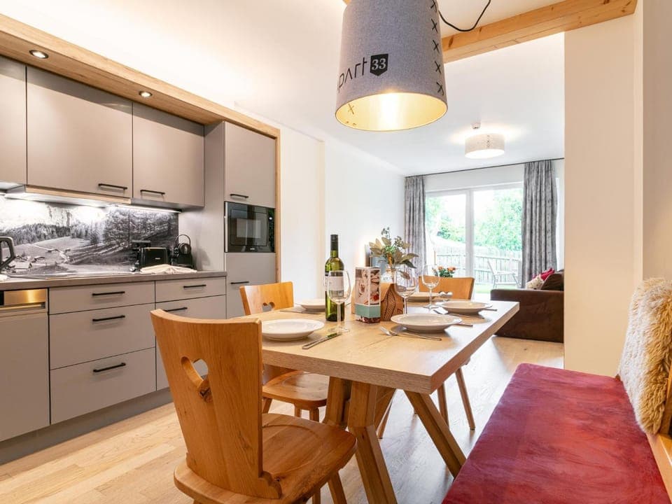 Living room, Dining area