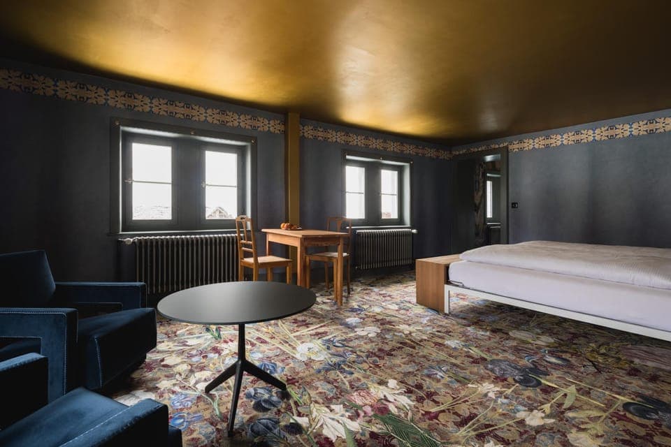 Living room, Photo of the whole room, Bedroom