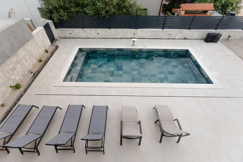 Luxury Villa Pam - Private villa with a heated pool and a summer terace with 4 bedrooms - 230 m2 NEW!! Villa in Novalja