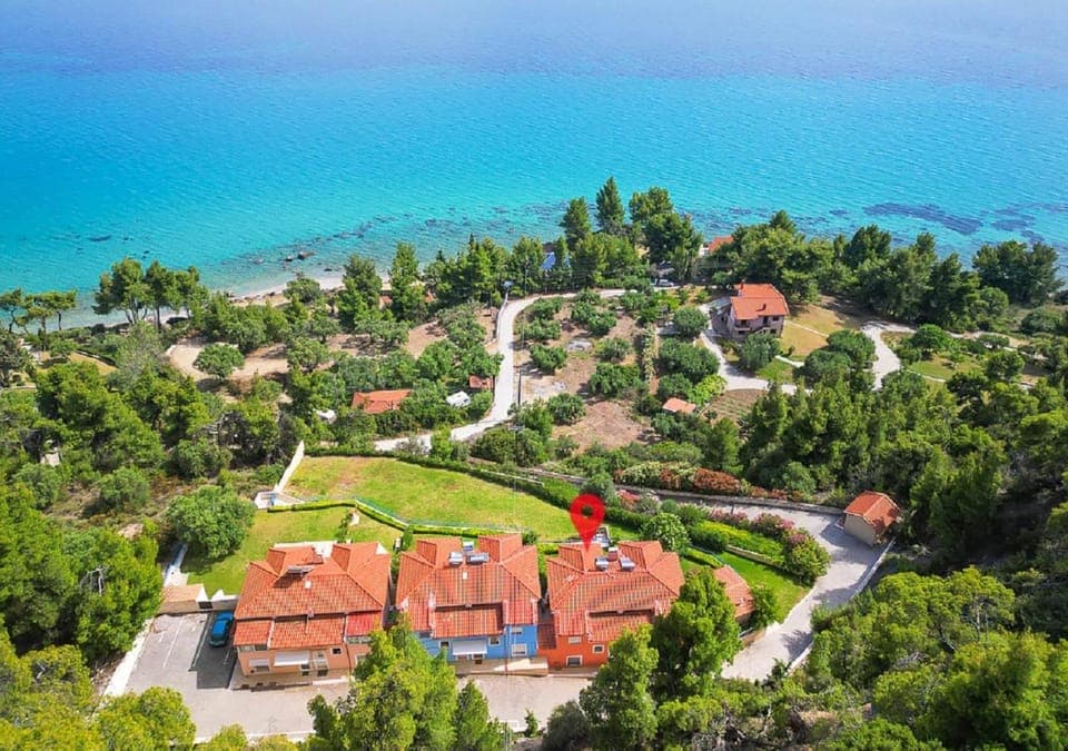 Property building, Natural landscape, Sea view