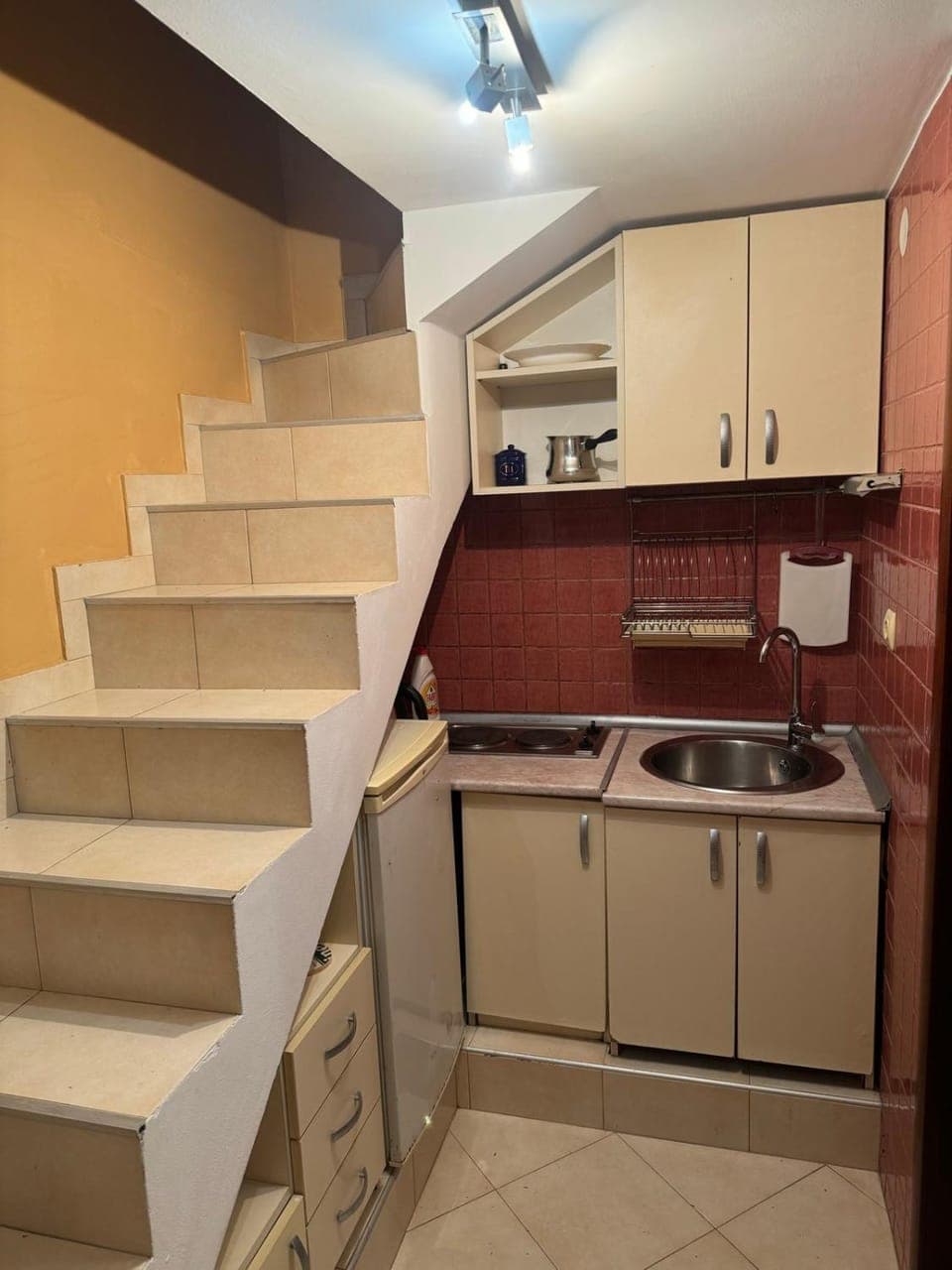 Kitchen or kitchenette, stove