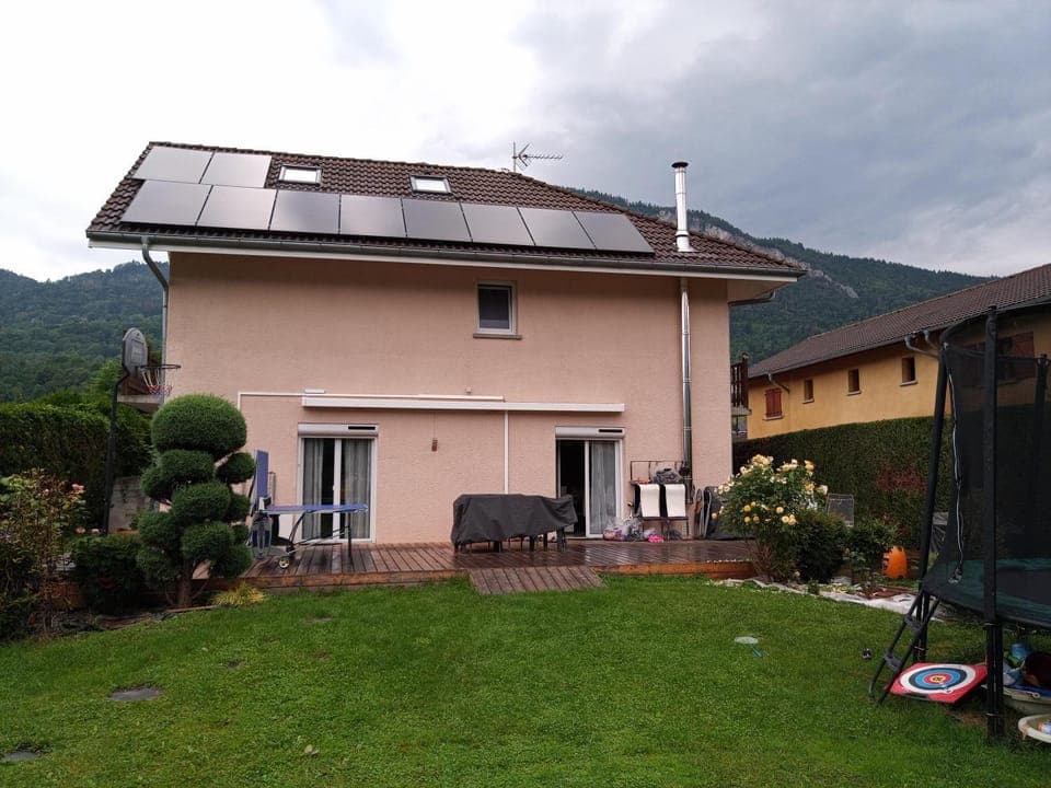 Property building, Garden