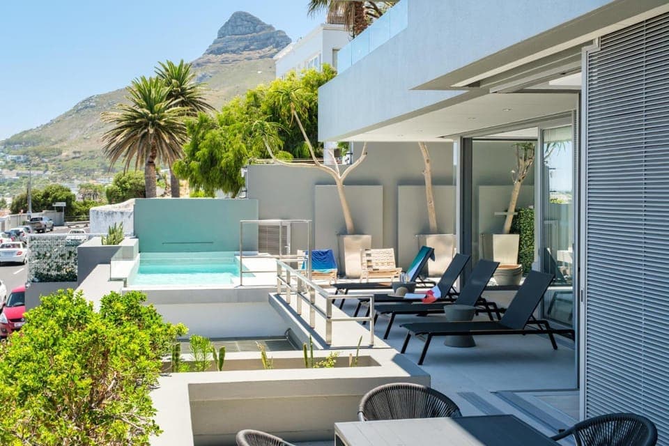 Property building, Mountain view, Swimming pool, sunbed