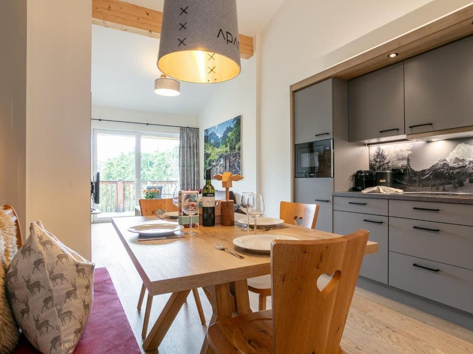 Living room, Dining area