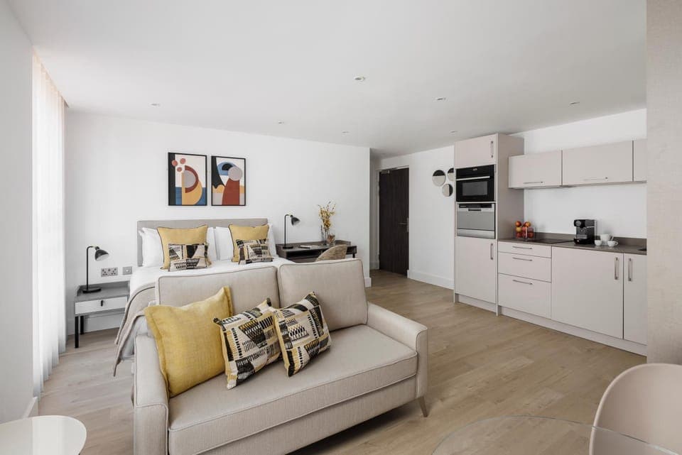 Kitchen or kitchenette, Living room, Bedroom, kitchen