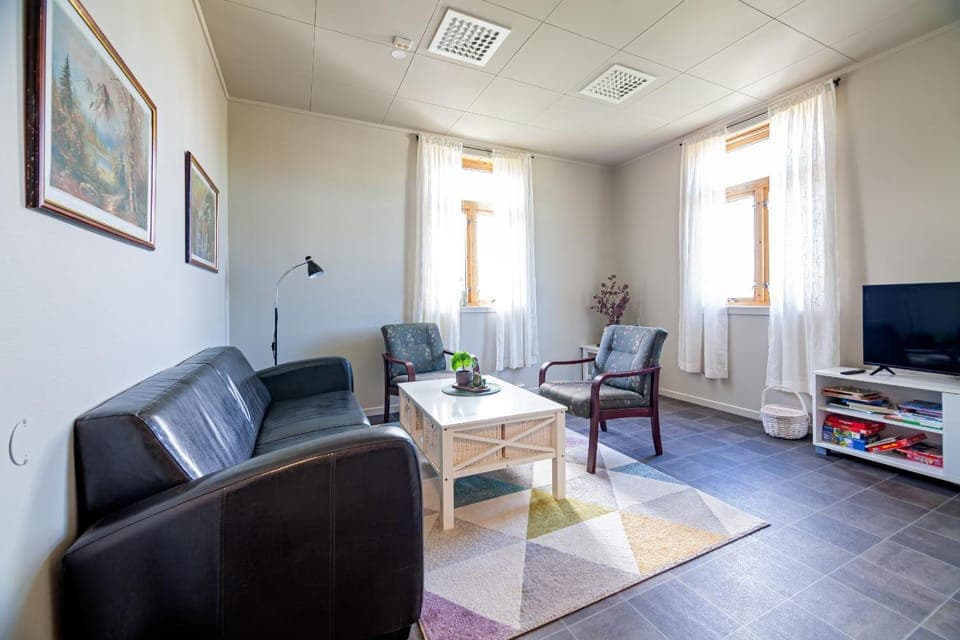 TV and multimedia, Living room, Seating area