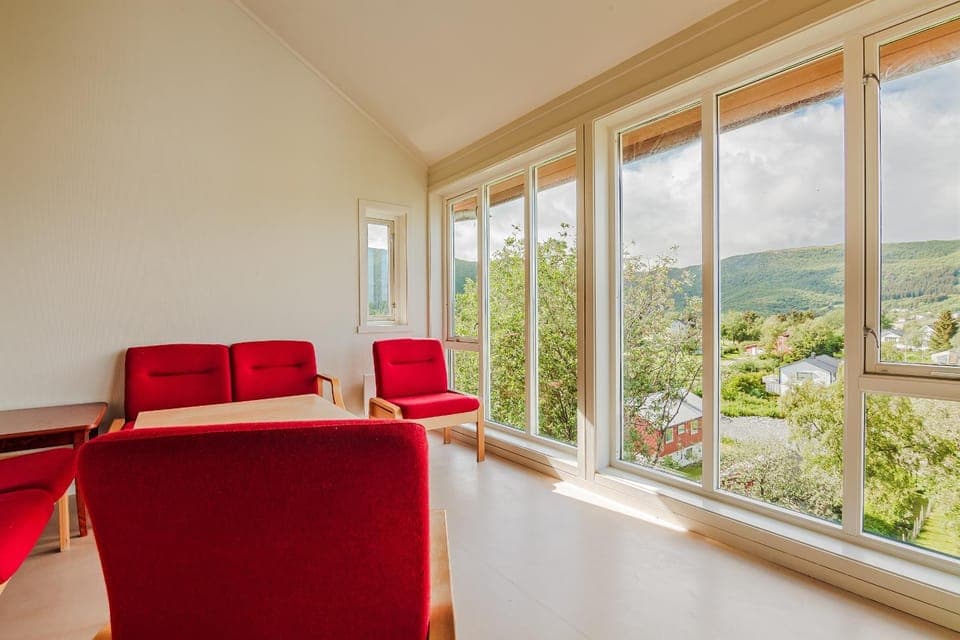 View (from property/room), Living room, Seating area