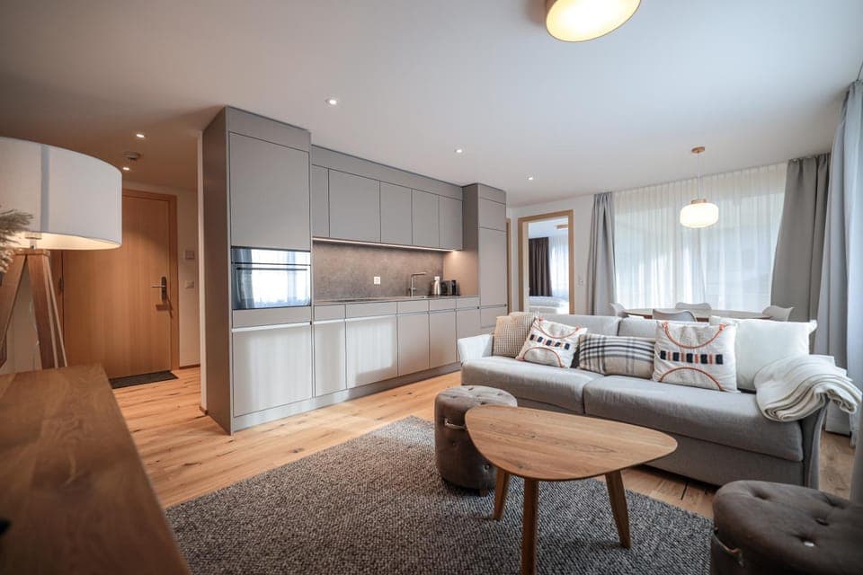 Facade/entrance, Living room, kitchen