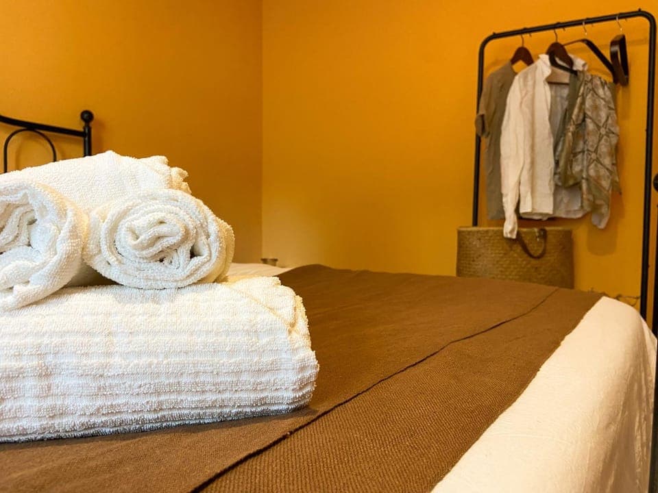 Bed, Photo of the whole room, Bedroom, towels