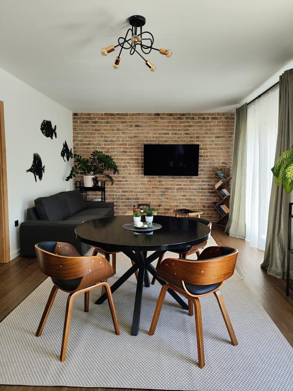 Communal lounge/ TV room