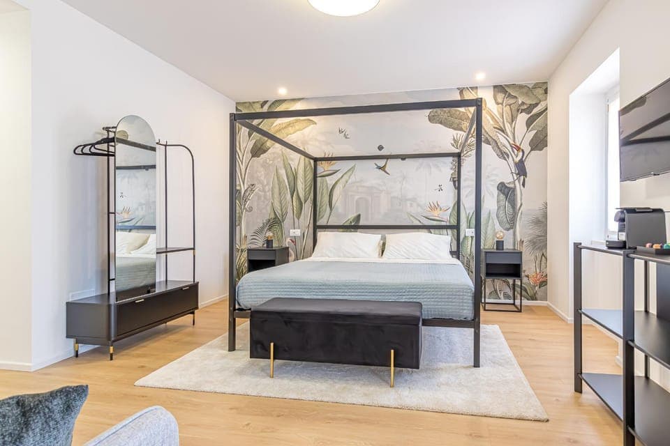 Bed, Photo of the whole room, Bedroom