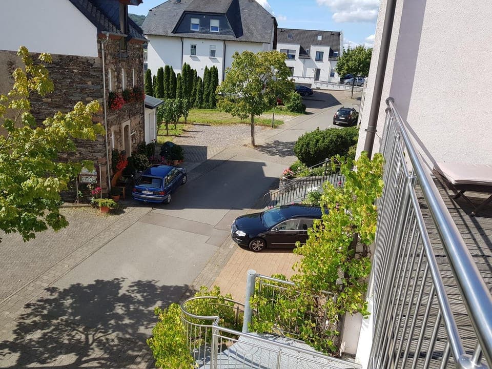 Neighbourhood, Street view, Parking
