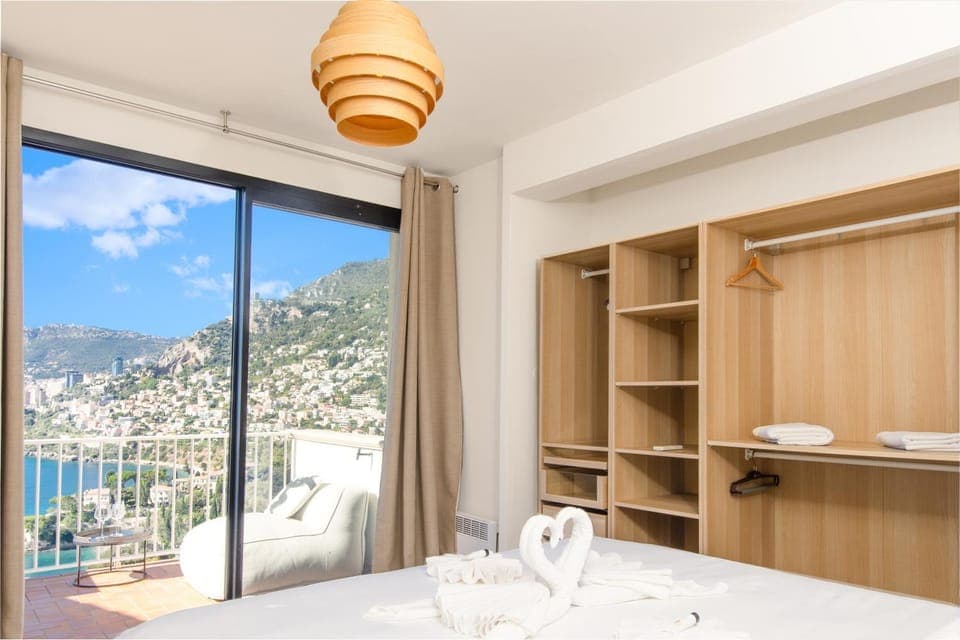 Bed, Natural landscape, View (from property/room), Bedroom, towels, wardrobe