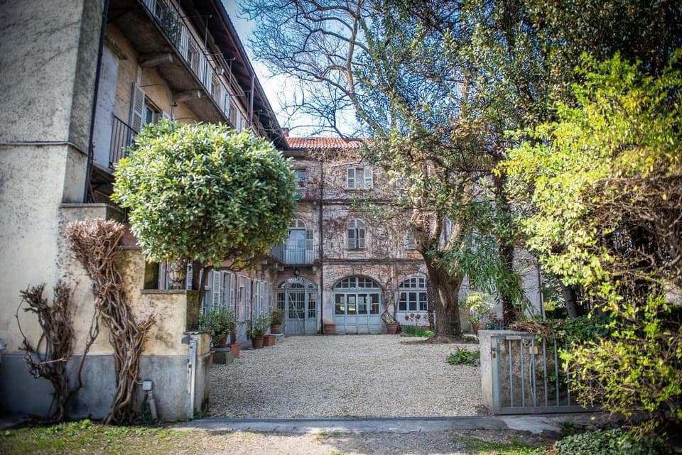 Property building, Day, Garden, Garden view
