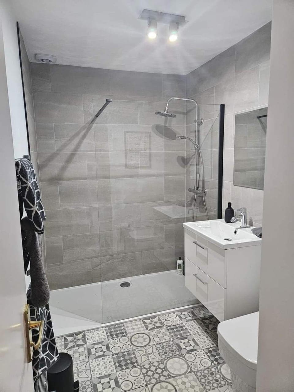 Shower, Bathroom