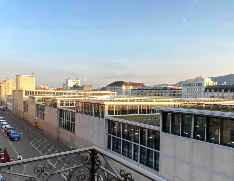 Neighbourhood, City view, Location