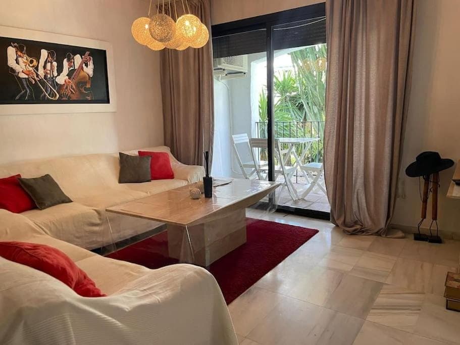Puerto Banus 3 bed room - pool by Casa del sol HR Apartment in Marbella