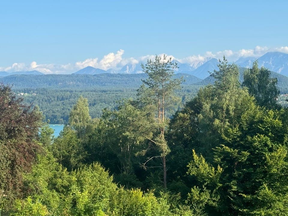 Natural landscape, Lake view, Mountain view