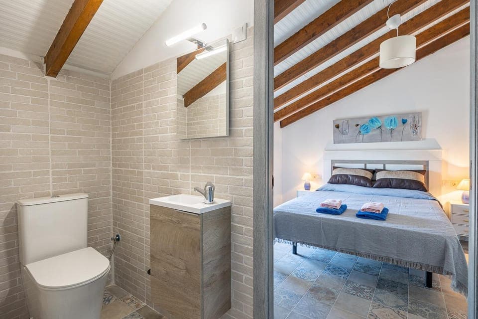 Bathroom, Bedroom
