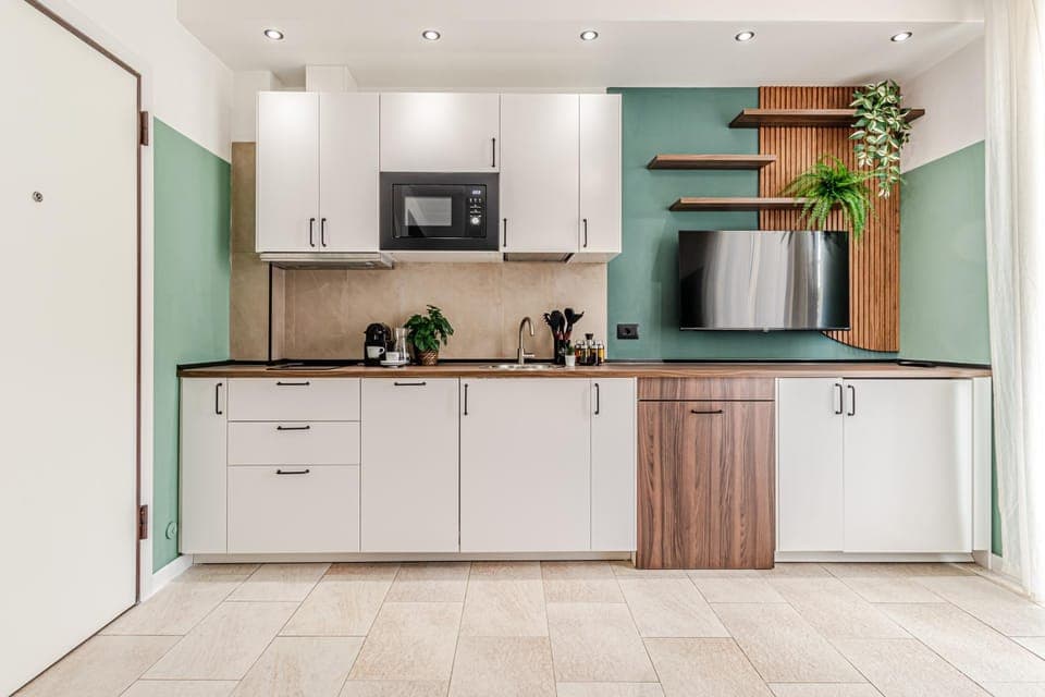 Kitchen or kitchenette