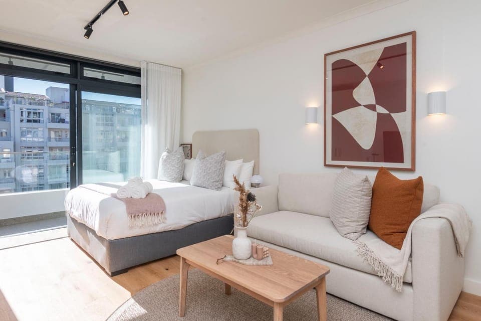 Living room, Photo of the whole room, Bedroom