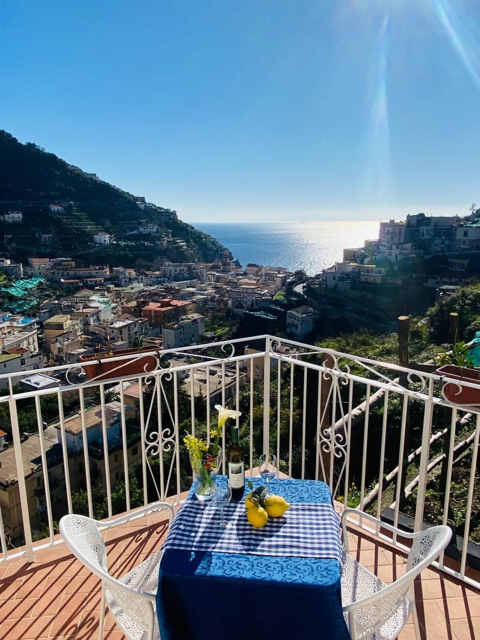 Day, Natural landscape, Balcony/Terrace, Dining area, Mountain view, Sea view