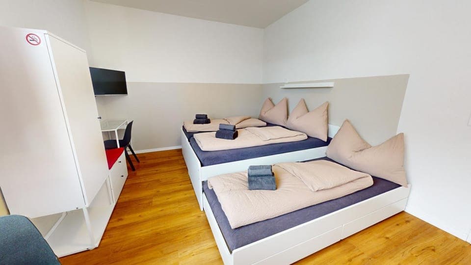 Bed, Photo of the whole room