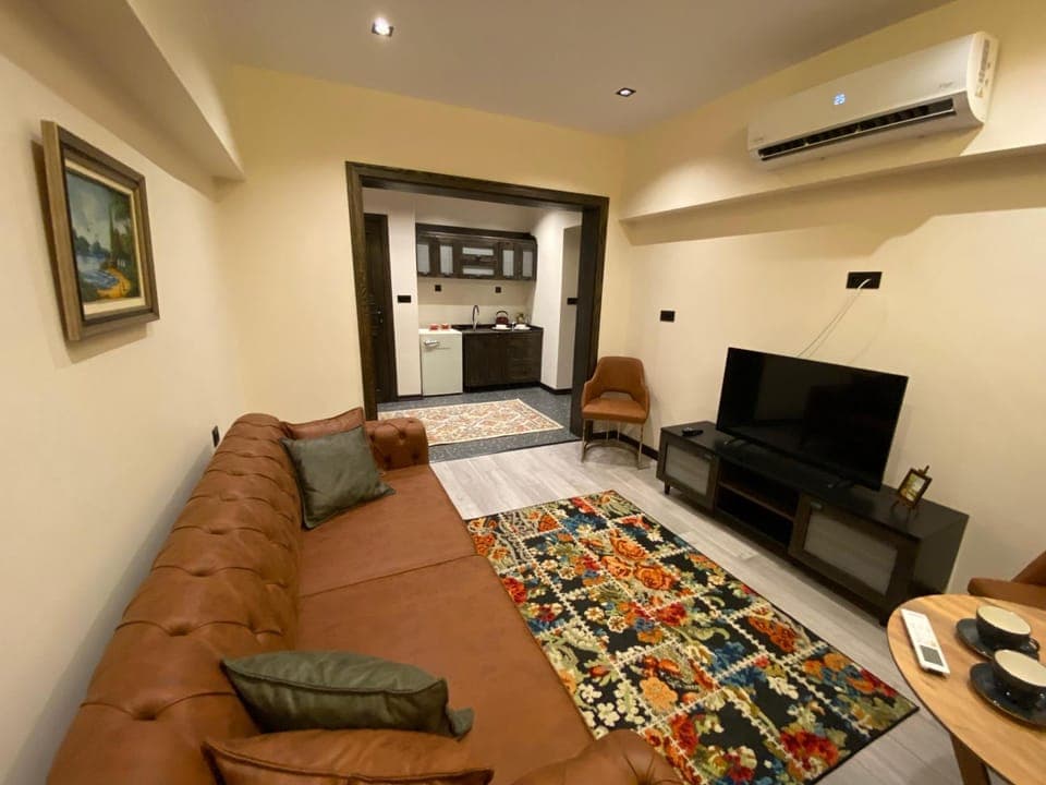 Living room, Seating area